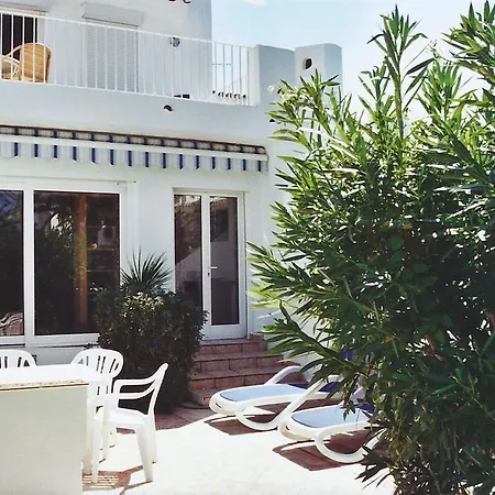 Holiday home Meerblick & Pool! Traumhaftes Reihenhaus Am *